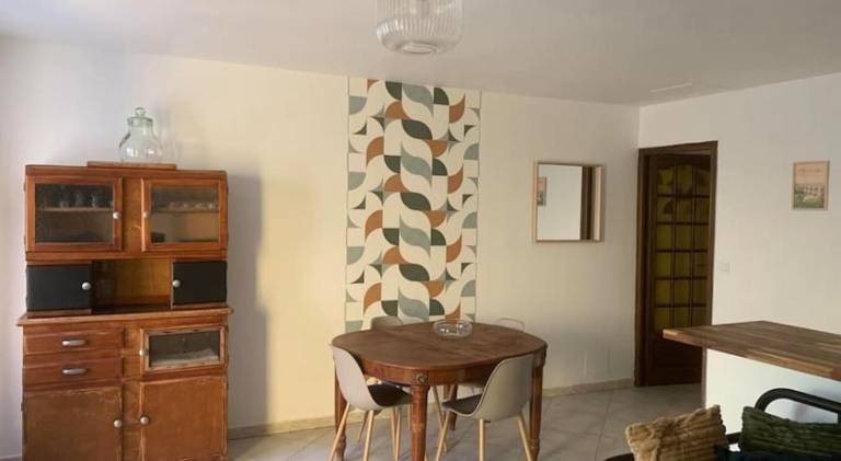 Holiday apartment with 1 room for 4 persons in Vers-Pont-du-Gard