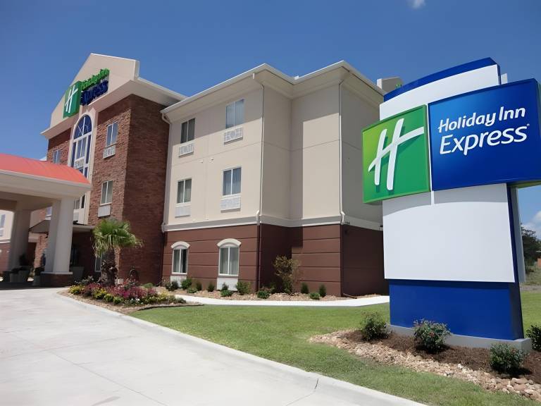 Holiday Inn Express Kenedy By IHG in Kenedy, TX