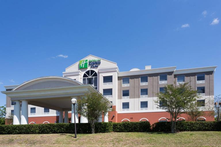Holiday Inn Express Hotel & Suites Tampa-Fairgrounds-Casino By IHG in Tampa, FL