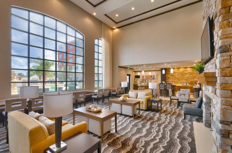 Staybridge Suites Gainesville I-75 By IHG — photo 2