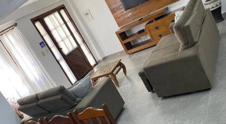 Serviced apartment with barbeque, pool & yard | Pet-friendly in Porto Seguro