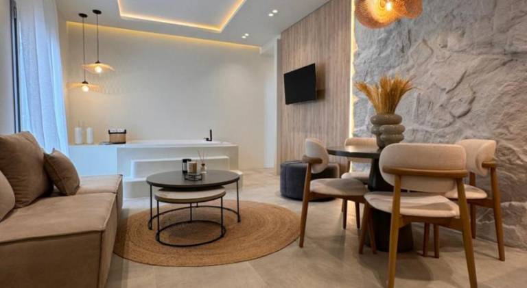 Serviced apartment with jacuzzi, terrace & garden — photo 3