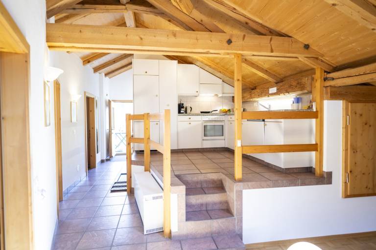 Chasa Porta 19: Praktische und gemütliche 4.5-Zimmer-Wohnung an zentraler Lage — photo 4