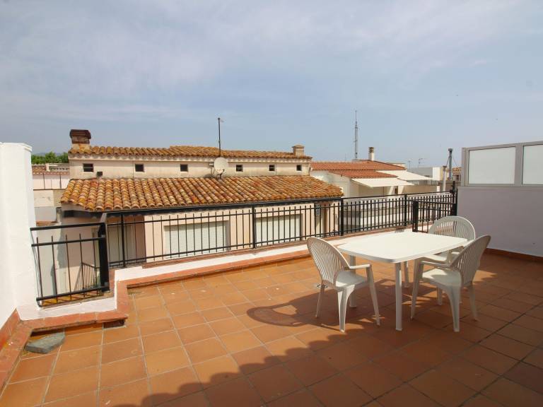 Apartment | Next to the beach | Dogs allowed — photo 2
