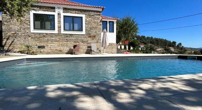 Vacation home with barbecue, garden & terrace — photo 3