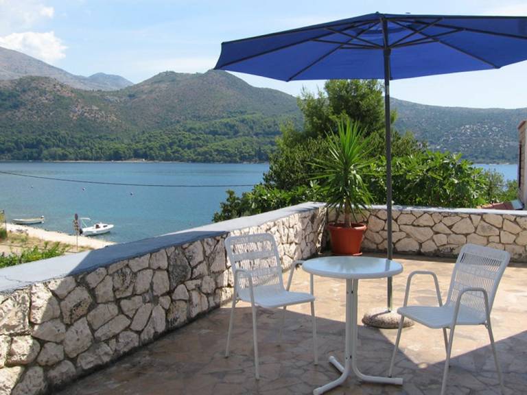 Studio apartman  Slano