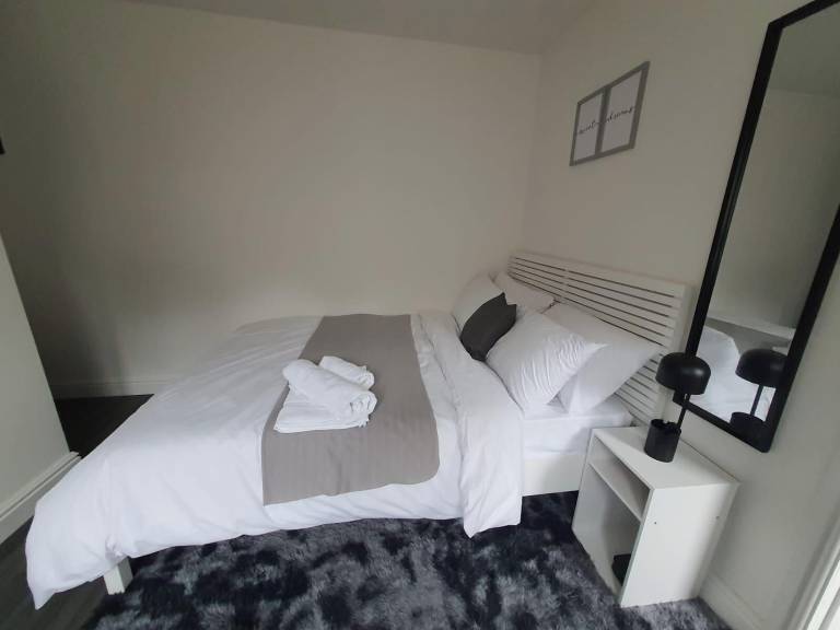 Private Room - Ensuite Bathroom - Free Parking in Birmingham