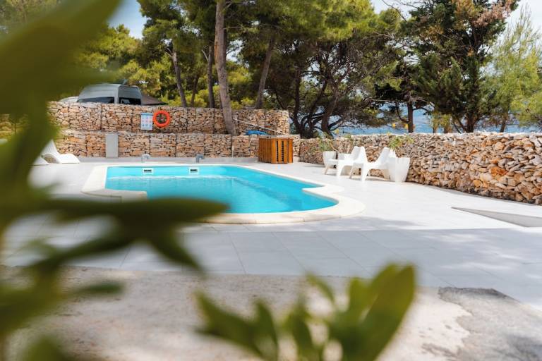 Camping-Unterkunft Supetar