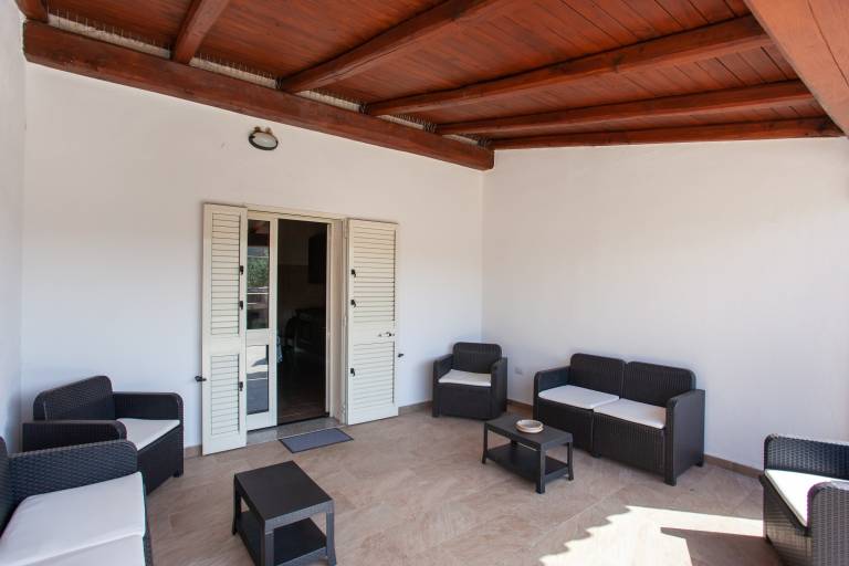 Holiday Apartment "Immerso nel verde" with Wi-Fi, Terrace & Garden — photo 5