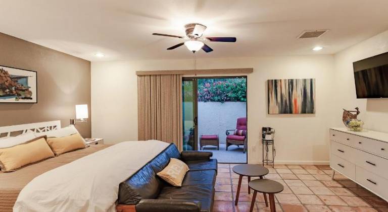 Fully equipped lovely villa with hot tub & private pool | Pets are welcome — photo 2