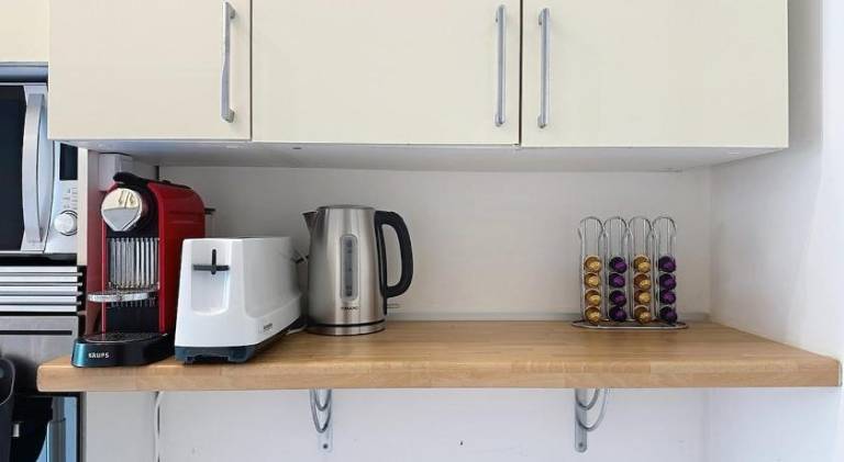 Rental apartment with patio — photo 4