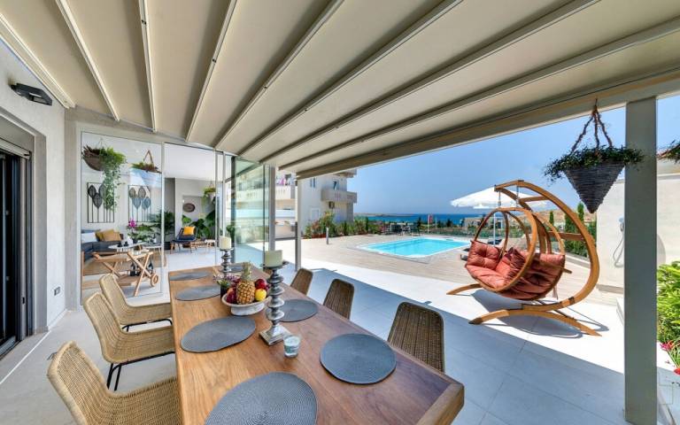 Villa Karteros