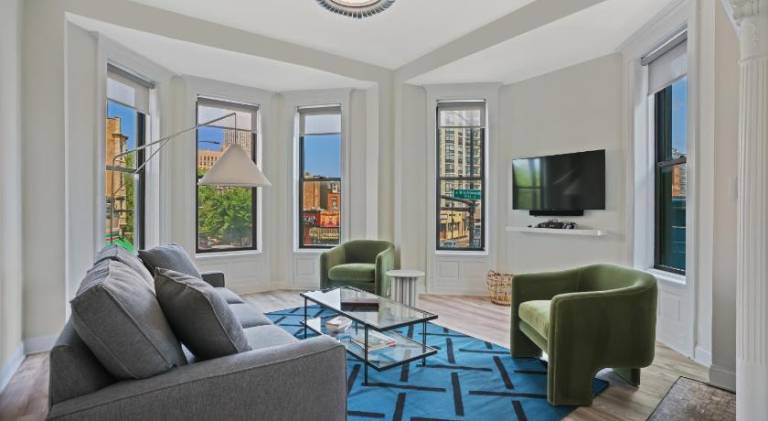 The Neighborhood Hotel Lincoln Park