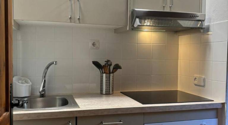 Rental apartment with 1 room for 6 persons — photo 3