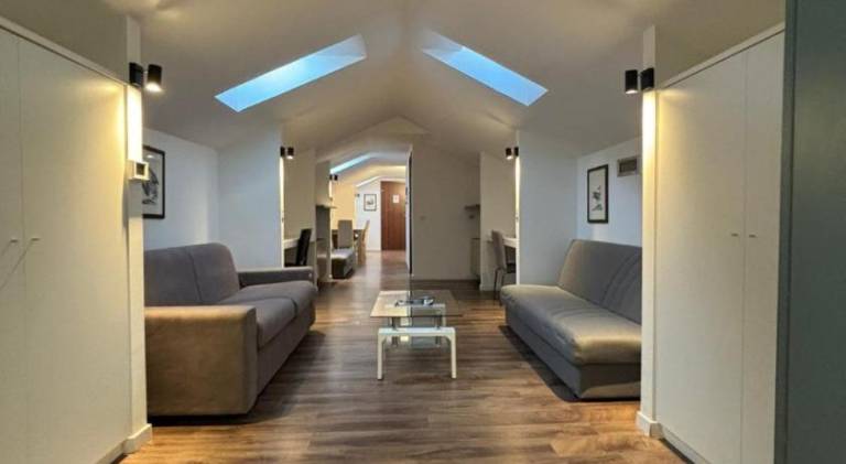 Holiday apartment with terrace, pool & garden | Near Como Cathedral | Pet-friendly — photo 3