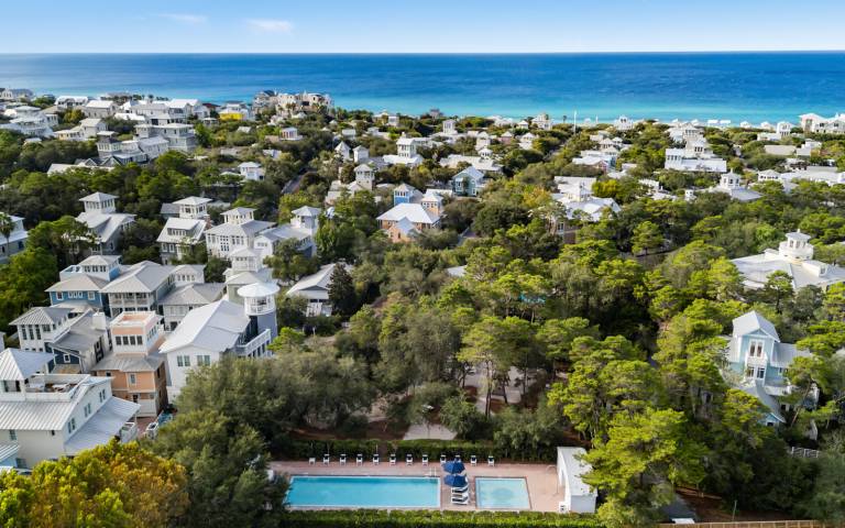 The Poppy House — photo 3