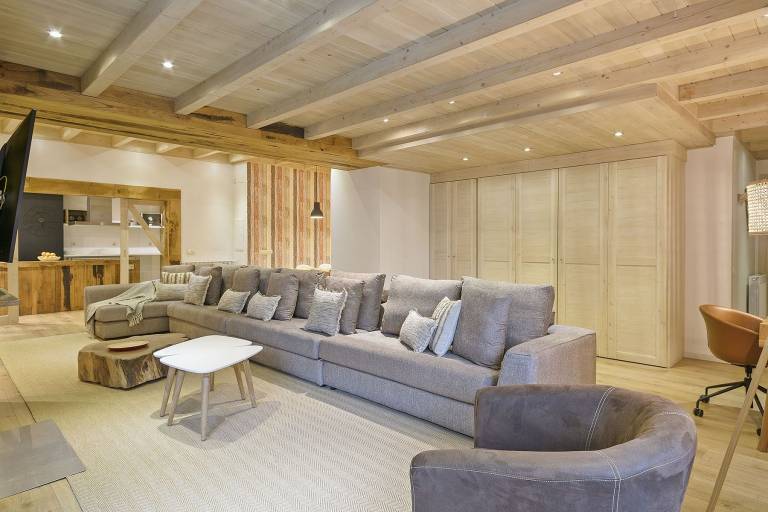 Children-friendly big rental apartment with fast internet, terrace & garden | Mountain view | Close to the ski | Pets allowed — photo 2