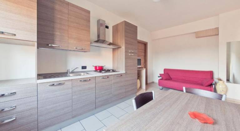 Pleasant serviced apartment with yard & terrace | Beach nearby | Pets are welcome — photo 2