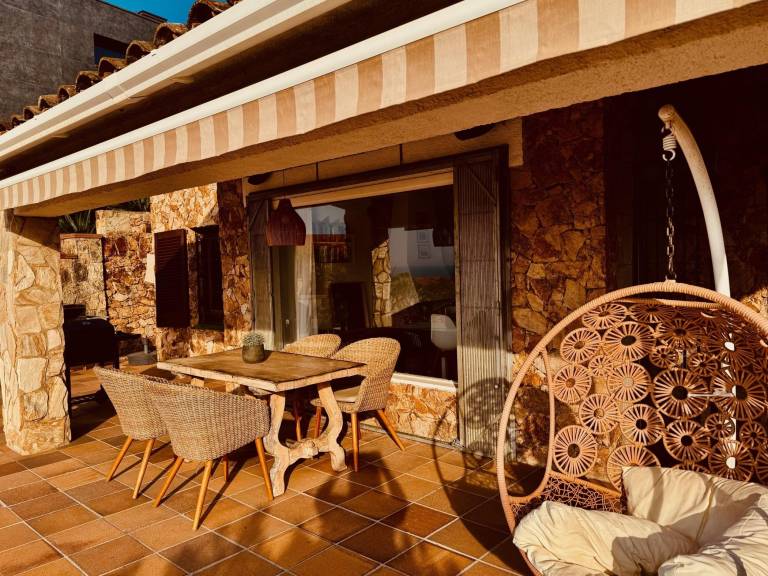 Villa with patio, barbecue & pool | Sea view | Beach nearby | Dogs allowed — photo 5