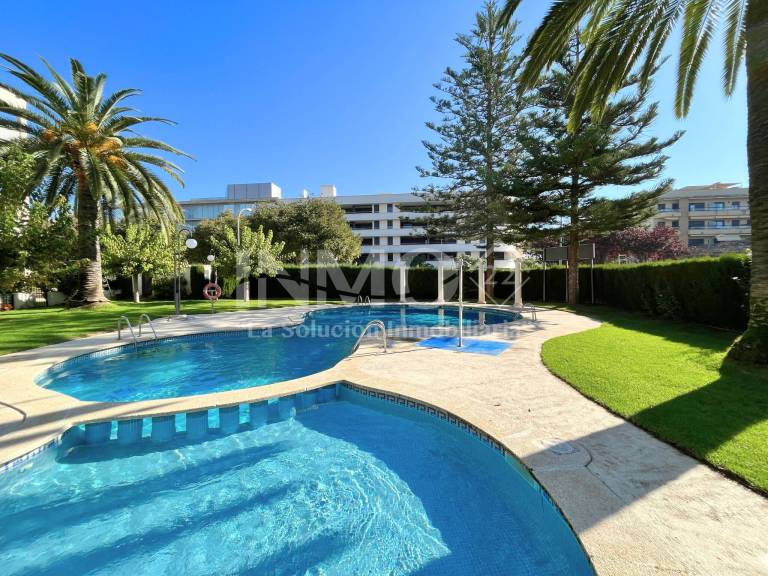 Apartment with patio & pool — photo 5