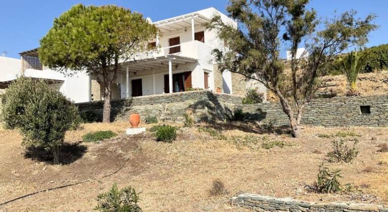 House with 2 rooms for 5 persons in Sifnos