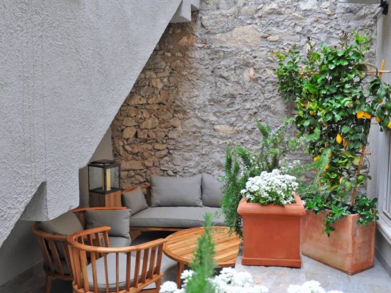 Holiday apartment with yard & terrace | Mountain view — photo 3