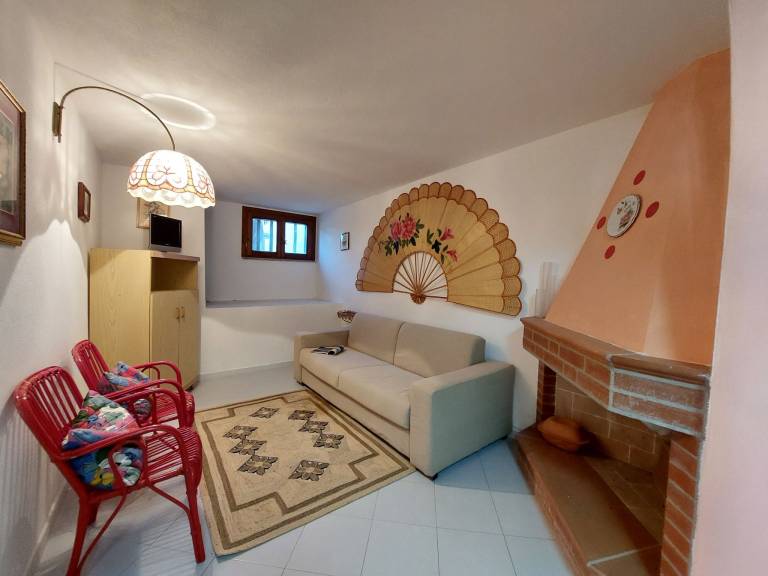Holiday apartment with patio — photo 3