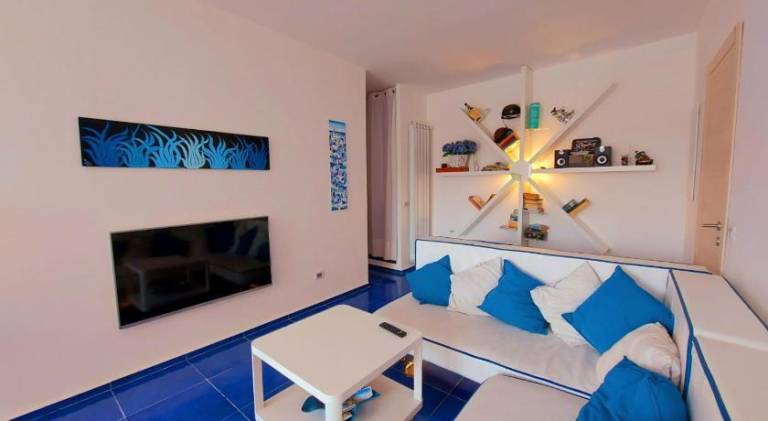 BLU GARDEN FLAT private parking — photo 2