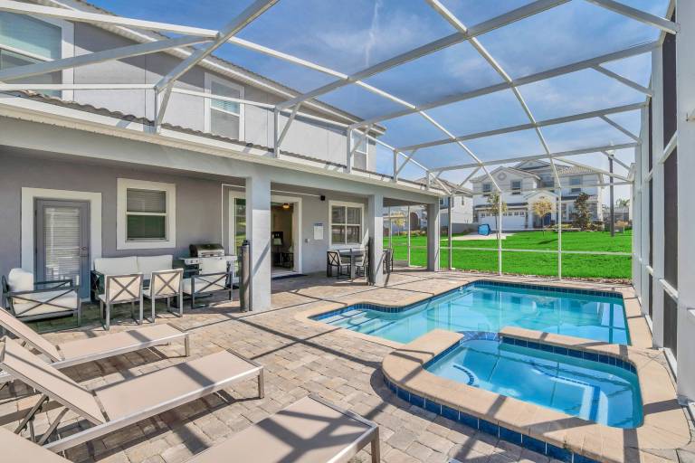 Vacation home with garden, private pool & barbecue | Good for workation in Osceola, FL