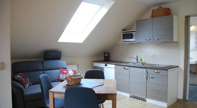 Rental apartment with garden, barbeque & terrace — photo 5