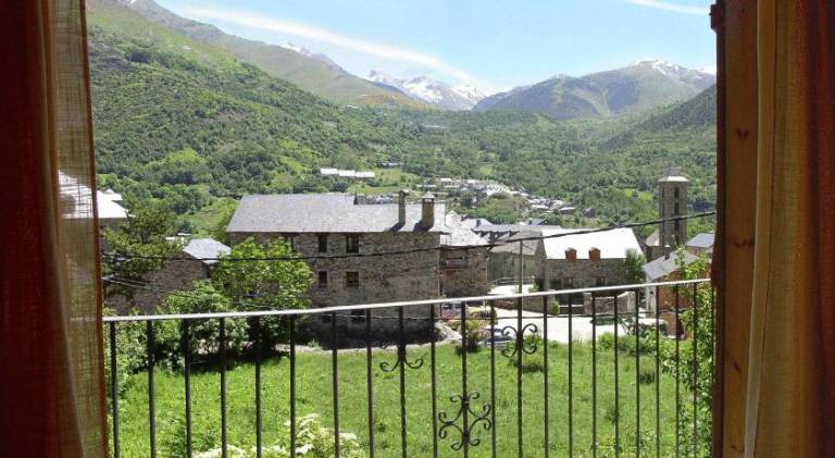 Holiday apartment with 3 rooms for 7 persons — photo 4