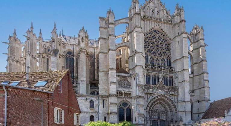 Rental apartment with 1 room for 4 persons in Beauvais