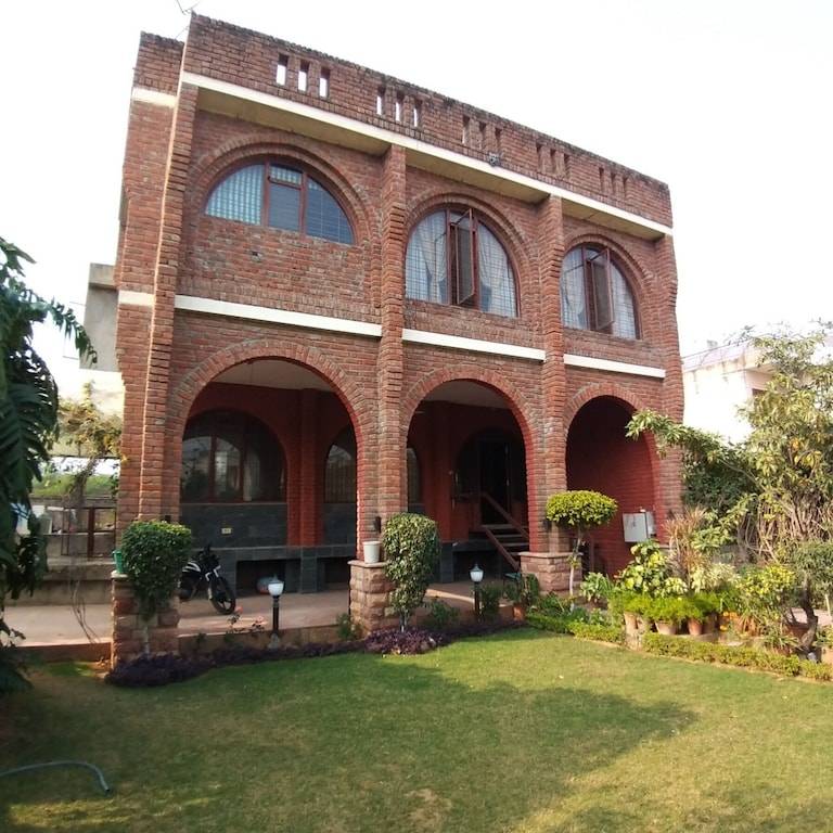 Casa  Gokul Vatika