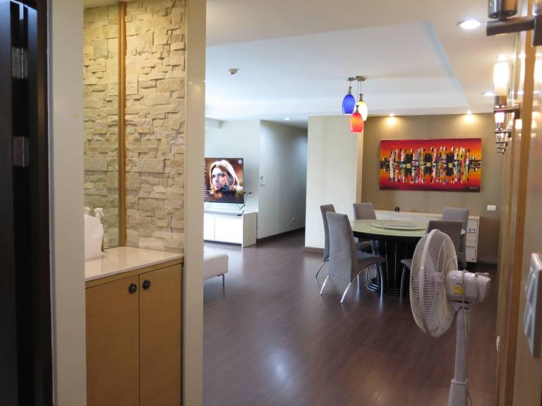 Apartamento Khlong Toei Nuea