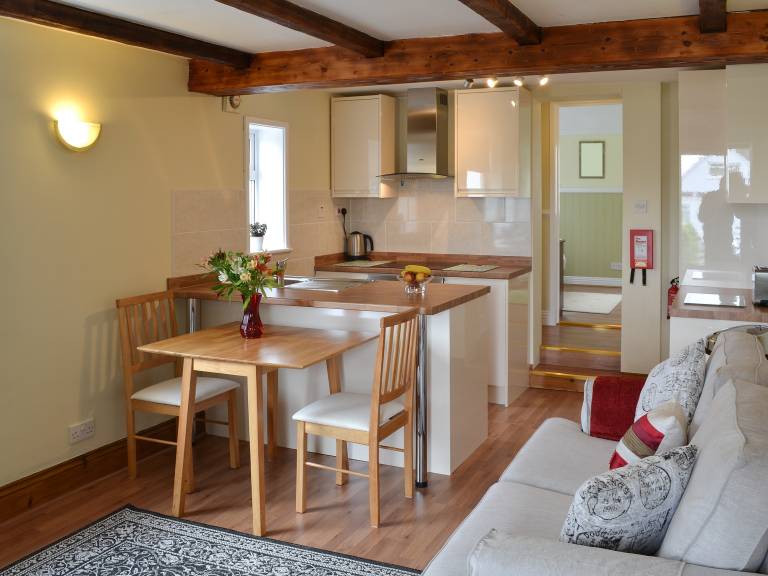 Child-friendly cottage with barbecue & garden | Beach view | Beach nearby | Pets allowed — photo 4