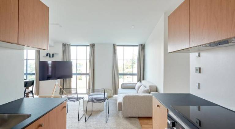 Cozy and Bright Apartments with Private Car Park — photo 2