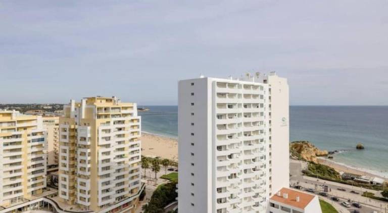 Fully equipped holiday apartment with pool | Next to the beach | Dogs allowed — photo 4