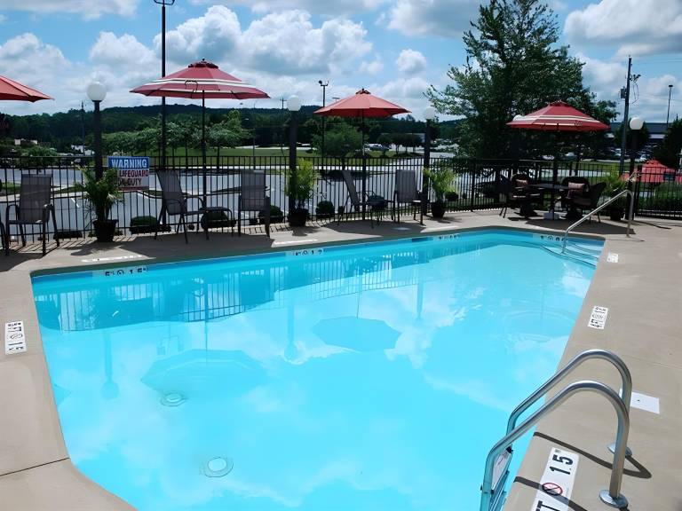 Comfort Inn & Suites Asheboro East — photo 2