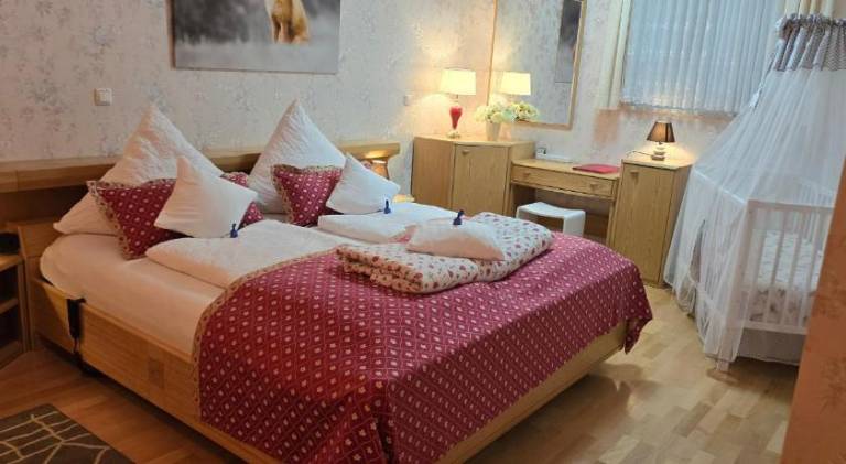 Resi's Zimmer mit Bad und Terrasse in Bayreuth