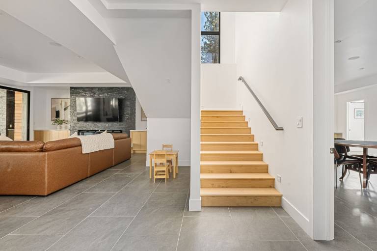 House with 5 rooms for 16 persons — photo 4