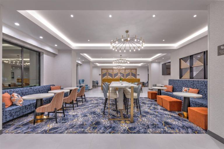 Hampton Inn & Suites by Hilton Irving Hwy 183 — photo 3