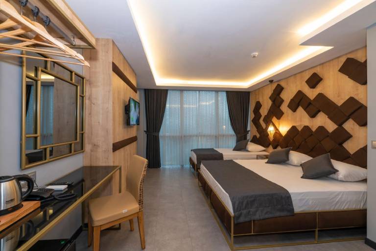 Fly And Stay Airport Hotel — photo 2