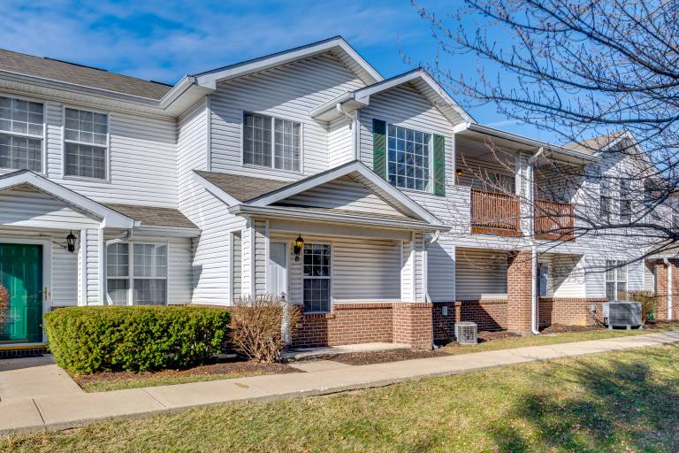 Quiet + Convenient! 2-Story Townhouse in NW Indy in Marion, IN