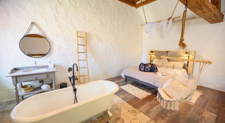 Maison d'Hotes Ferme d'Issonges B&B — photo 2