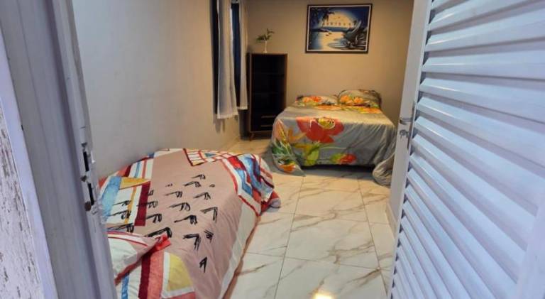 Vacation home with garden in Paraiso