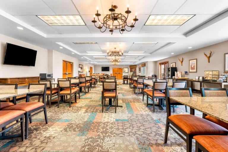 Best Western Rocky Mountain Lodge — photo 3