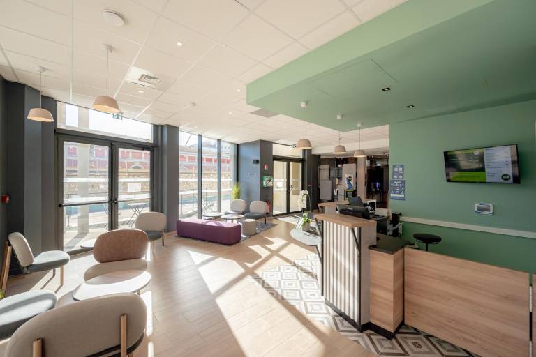 B&B HOTEL Toulon Centre Gare — photo 4