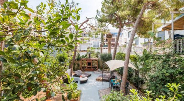 3 bedroom Apartment with private garden on top location Sitges centre beach in Sitges