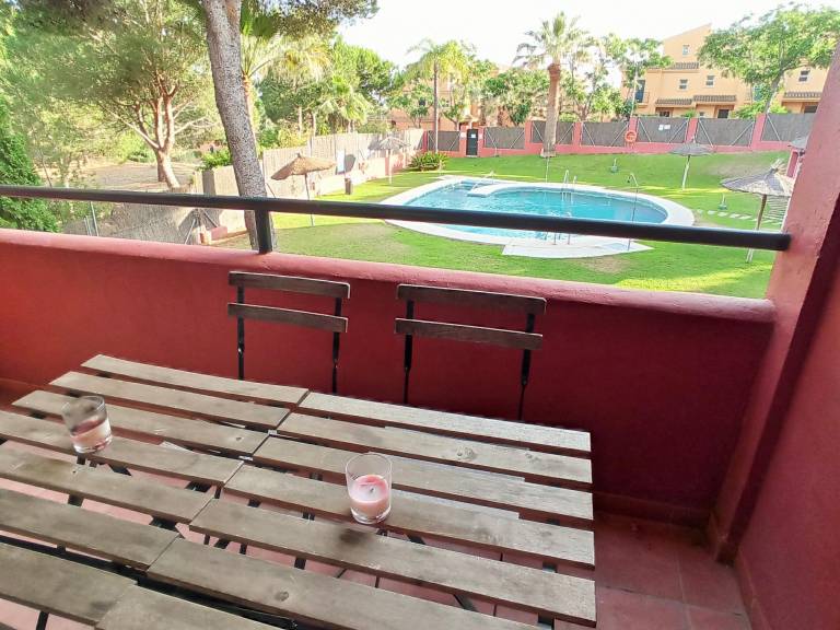 Fully equipped rental apartment with pool & terrace | Beach nearby | Dogs allowed — photo 5