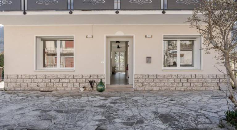 Holiday apartment with 3 rooms for 7 persons — photo 4